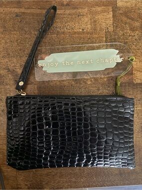 Black Shiny lightweight  Wristlet Clutch & “enjoy the next chapter” bookmark new